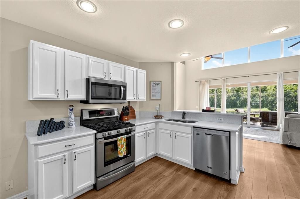 待售: $418,900 (5 贝兹, 3 浴室, 2788 平方英尺)