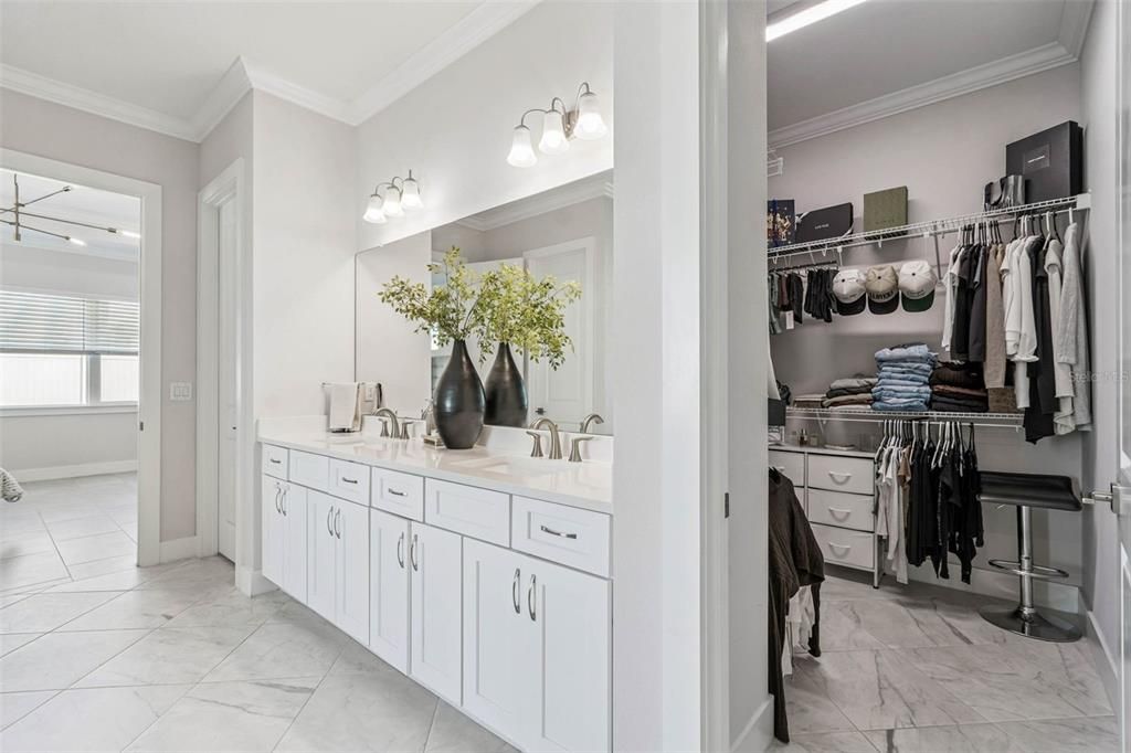 На продажу: $949,999 (4 спален, 3 ванн, 3214 Квадратных фут)