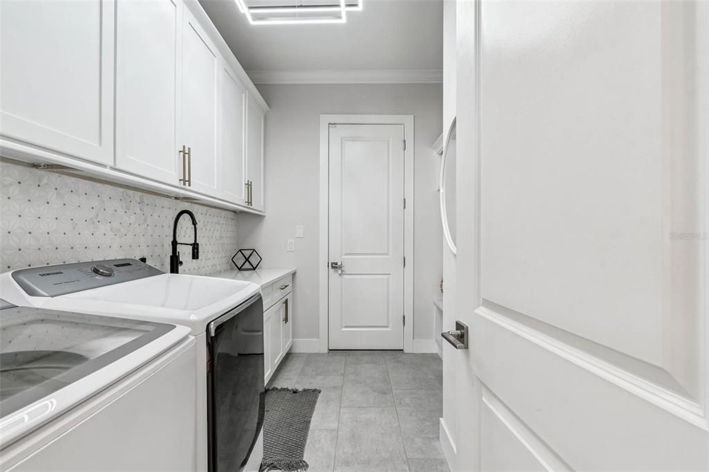 На продажу: $949,999 (4 спален, 3 ванн, 3214 Квадратных фут)