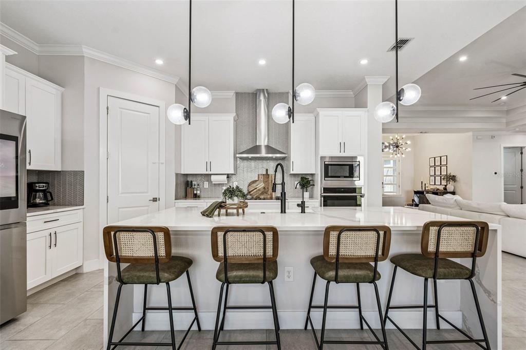 На продажу: $949,999 (4 спален, 3 ванн, 3214 Квадратных фут)