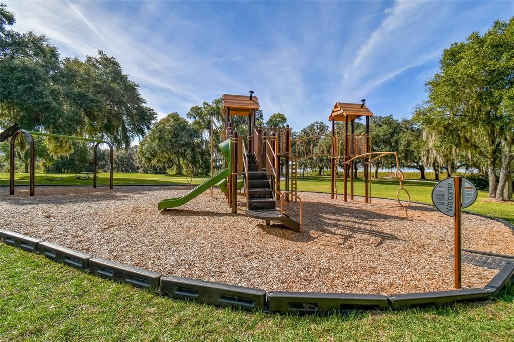 На продажу: $949,999 (4 спален, 3 ванн, 3214 Квадратных фут)