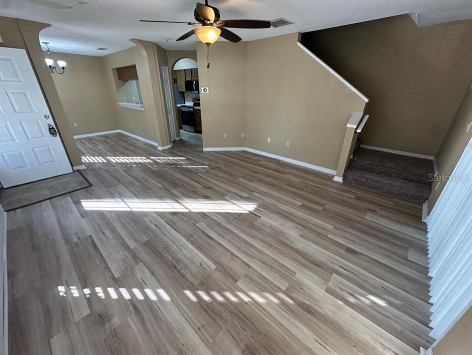 En Venta: $230,000 (2 camas, 2 baños, 1159 Pies cuadrados)