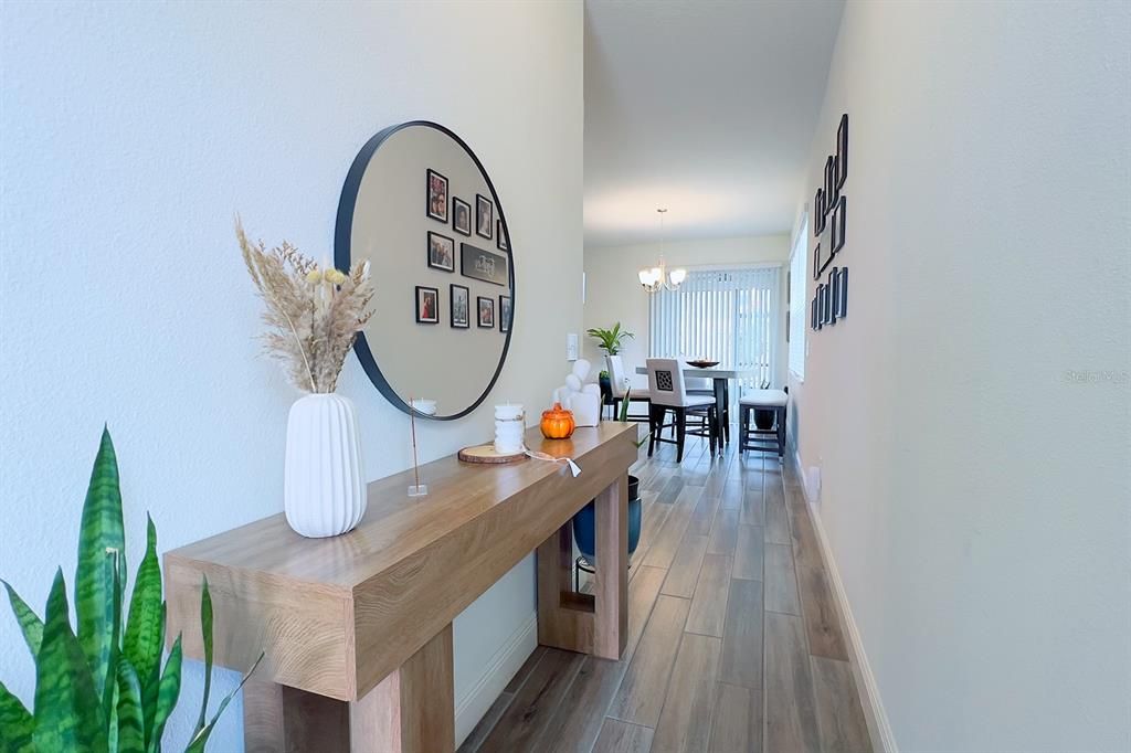 出租: $2,600 (4 贝兹, 2 浴室, 1656 平方英尺)