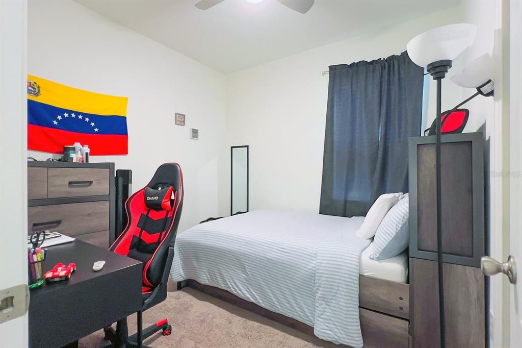 出租: $2,600 (4 贝兹, 2 浴室, 1656 平方英尺)