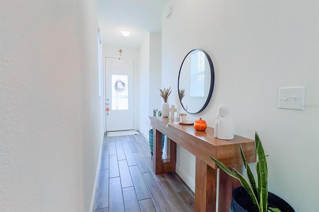 出租: $2,600 (4 贝兹, 2 浴室, 1656 平方英尺)