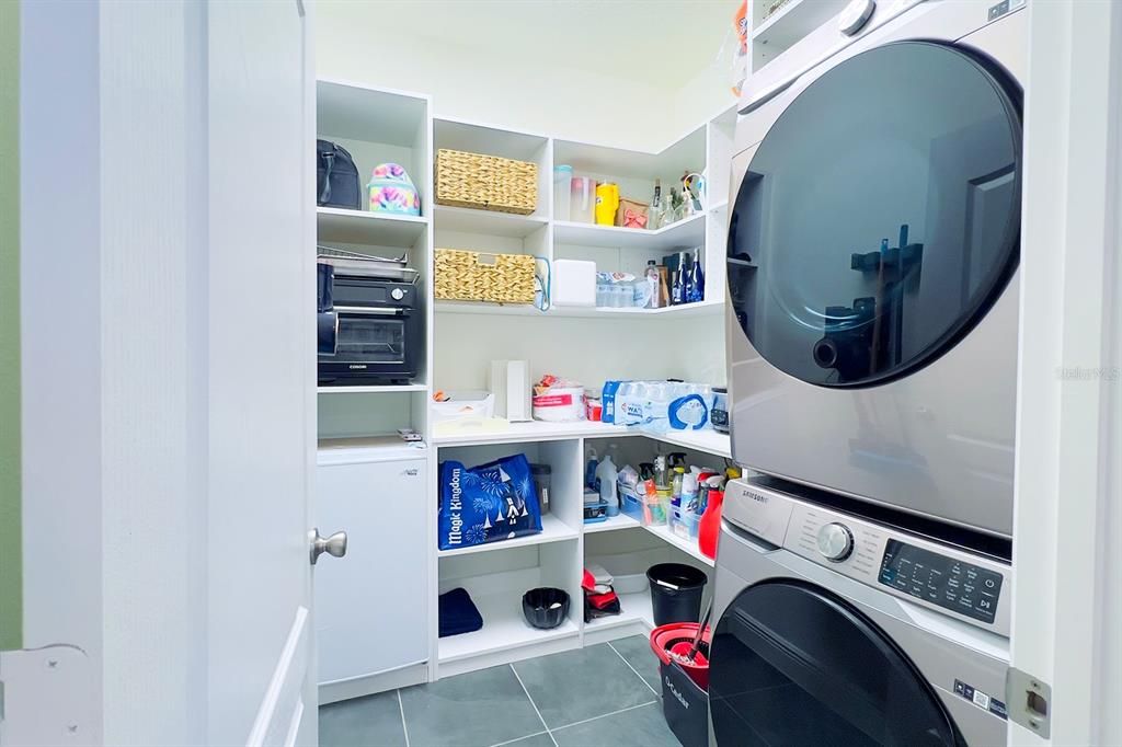 出租: $2,600 (4 贝兹, 2 浴室, 1656 平方英尺)