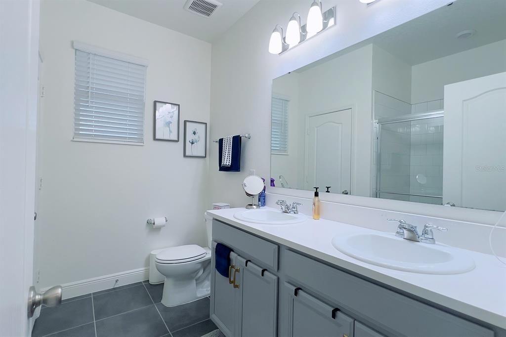 出租: $2,600 (4 贝兹, 2 浴室, 1656 平方英尺)