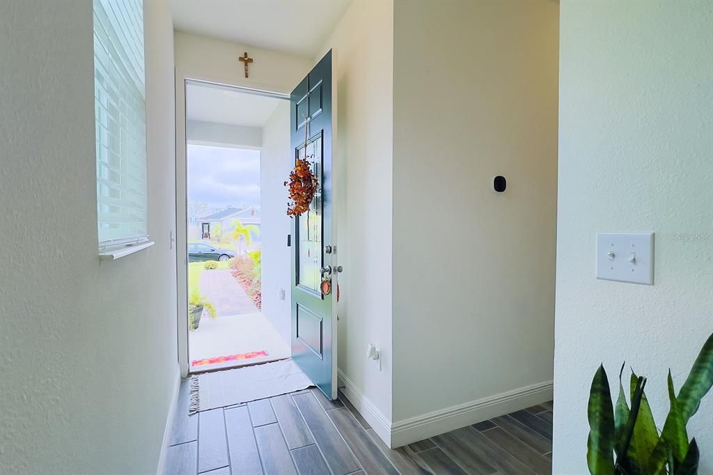 出租: $2,600 (4 贝兹, 2 浴室, 1656 平方英尺)