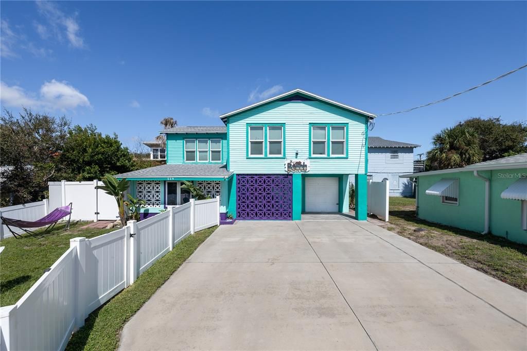 待售: $385,000 (3 贝兹, 0 浴室, 1402 平方英尺)