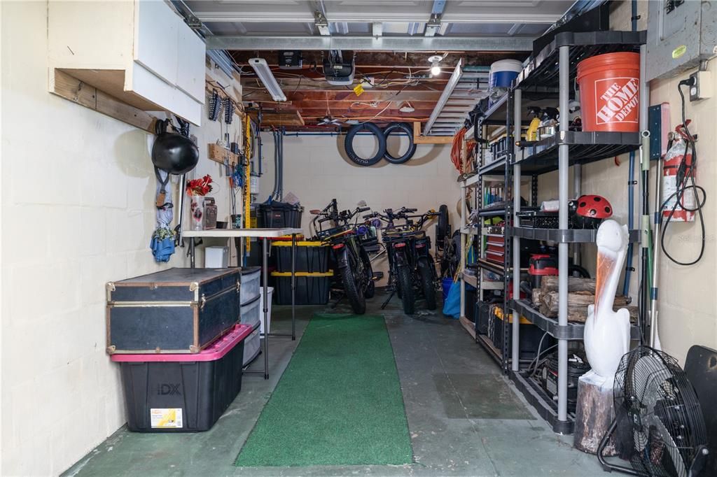 待售: $385,000 (3 贝兹, 0 浴室, 1402 平方英尺)