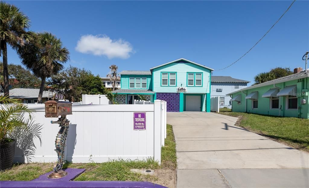 待售: $385,000 (3 贝兹, 0 浴室, 1402 平方英尺)