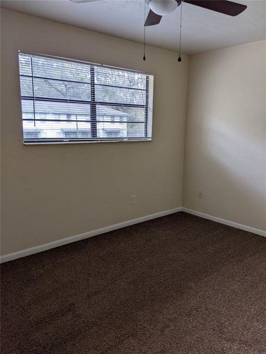 For Rent: $1,150 (2 beds, 1 baths, 960 Square Feet)