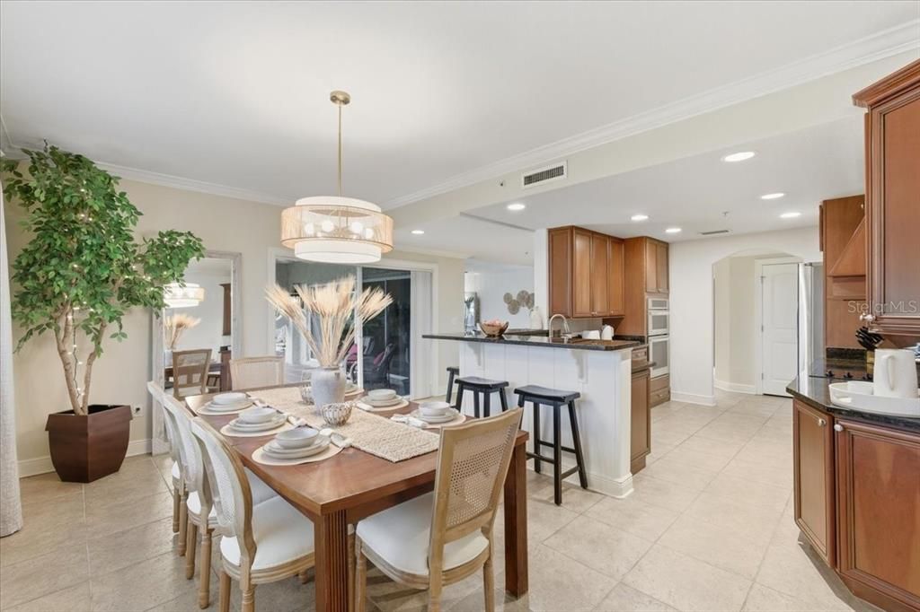 На продажу: $529,000 (2 спален, 2 ванн, 2297 Квадратных фут)