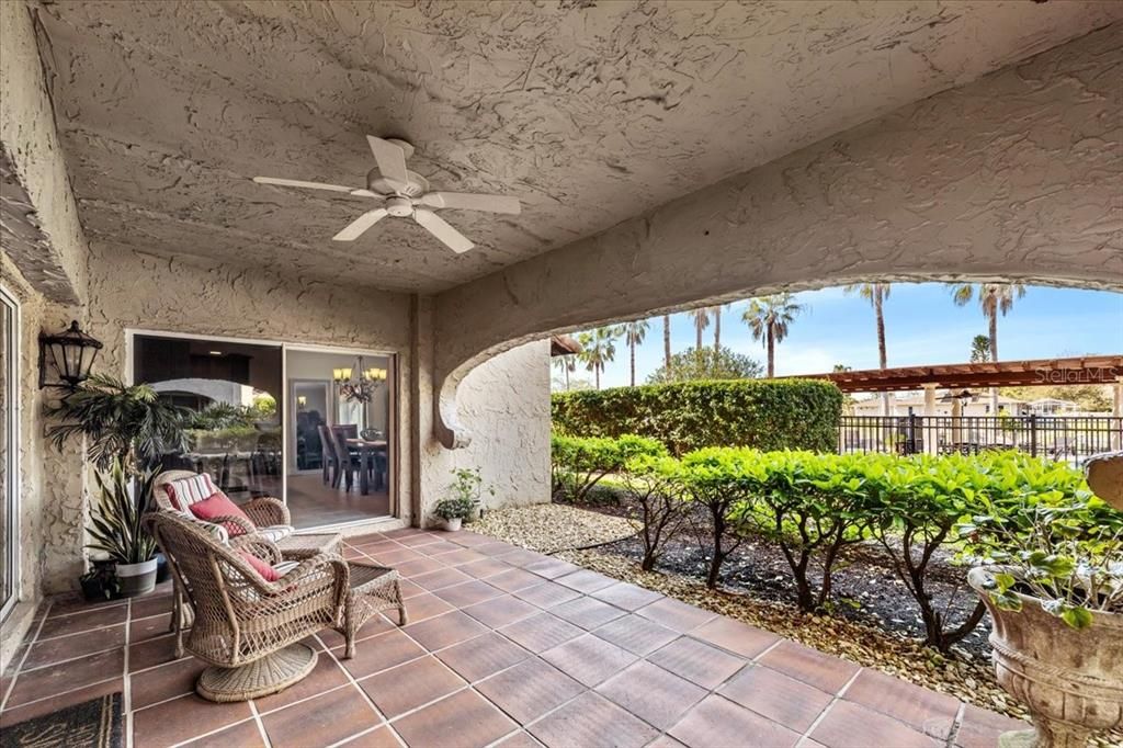 На продажу: $529,000 (2 спален, 2 ванн, 2297 Квадратных фут)