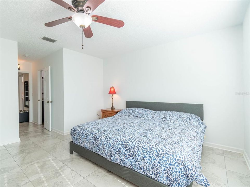 For Sale: $340,000 (2 beds, 2 baths, 1310 Square Feet)