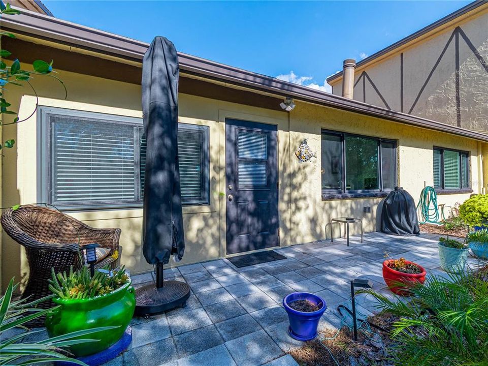 For Sale: $340,000 (2 beds, 2 baths, 1310 Square Feet)