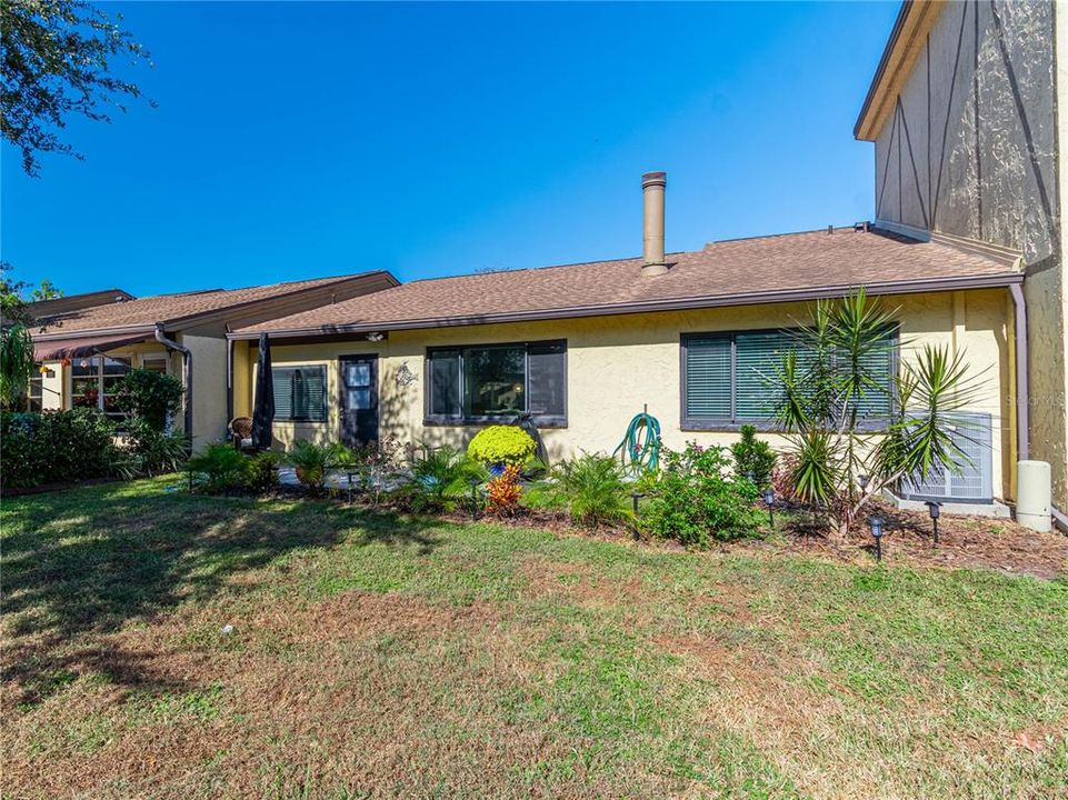 For Sale: $340,000 (2 beds, 2 baths, 1310 Square Feet)