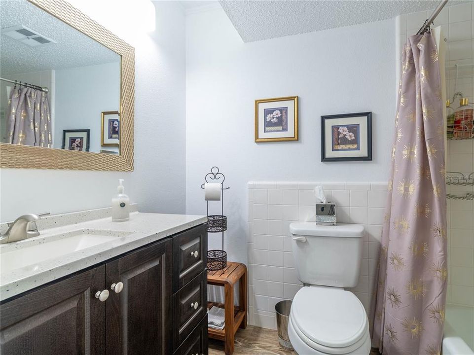 For Sale: $340,000 (2 beds, 2 baths, 1310 Square Feet)