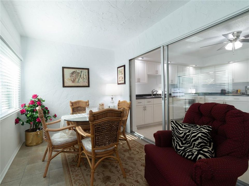 For Sale: $340,000 (2 beds, 2 baths, 1310 Square Feet)