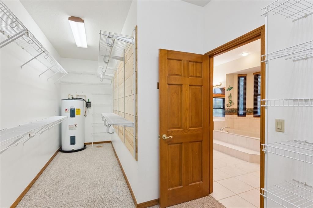 Active With Contract: $1,490,000 (4 beds, 3 baths, 3583 Square Feet)