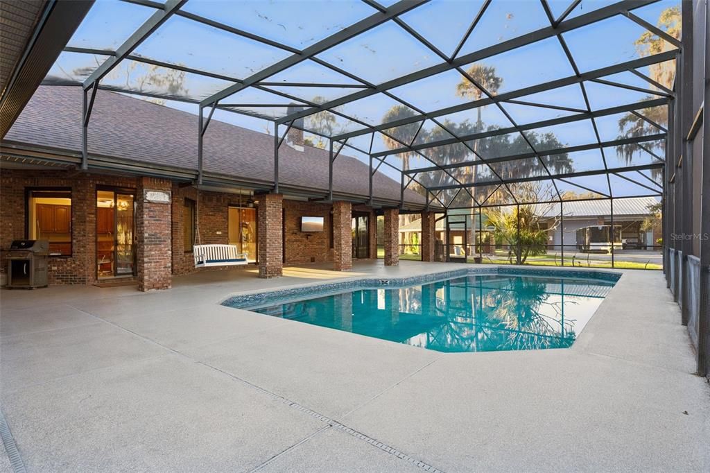 Active With Contract: $1,490,000 (4 beds, 3 baths, 3583 Square Feet)