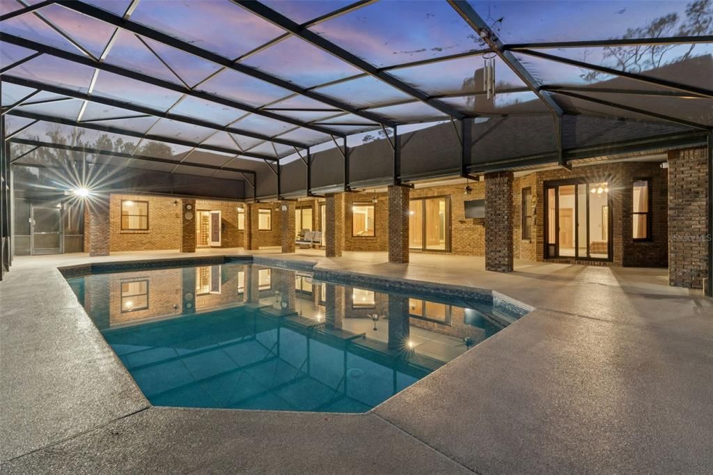 Active With Contract: $1,490,000 (4 beds, 3 baths, 3583 Square Feet)