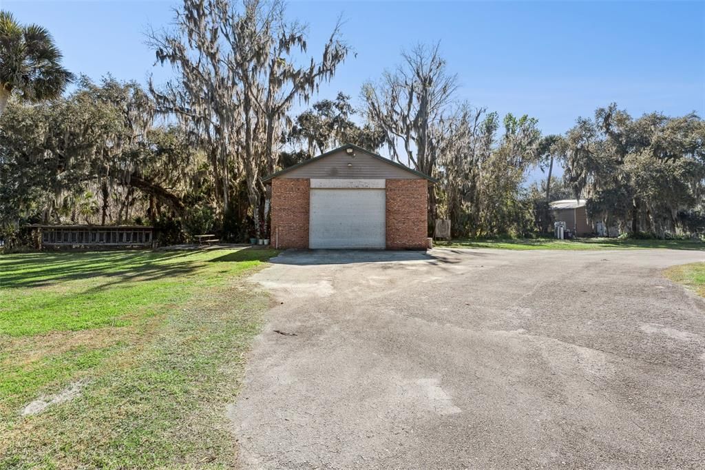 Active With Contract: $1,490,000 (4 beds, 3 baths, 3583 Square Feet)