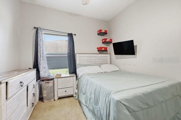 For Sale: $400,000 (4 beds, 2 baths, 1960 Square Feet)