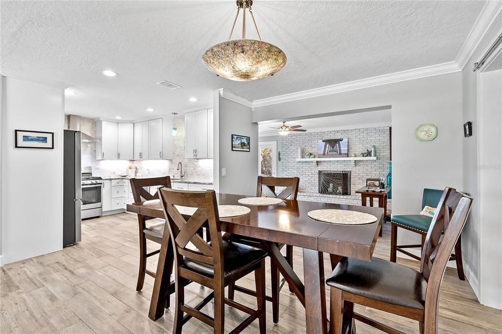 Active With Contract: $950,000 (3 beds, 2 baths, 2169 Square Feet)