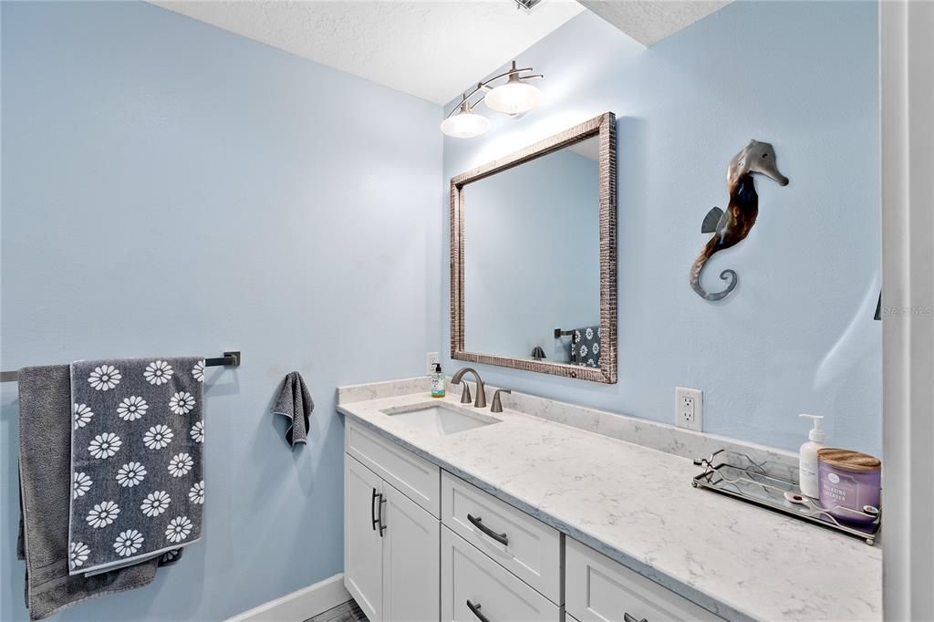 Active With Contract: $950,000 (3 beds, 2 baths, 2169 Square Feet)