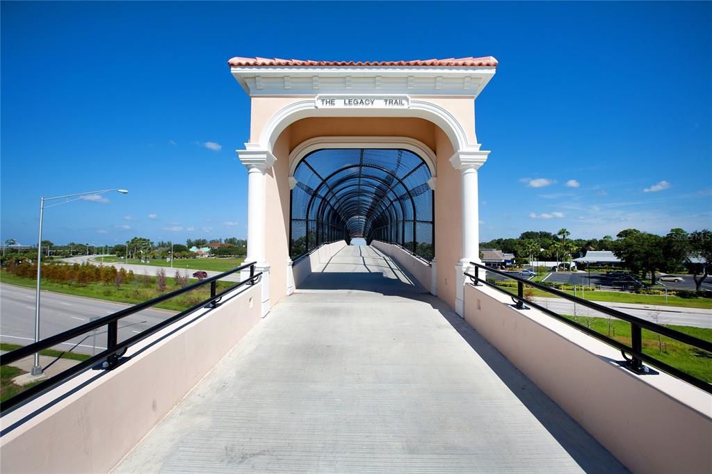 Active With Contract: $950,000 (3 beds, 2 baths, 2169 Square Feet)