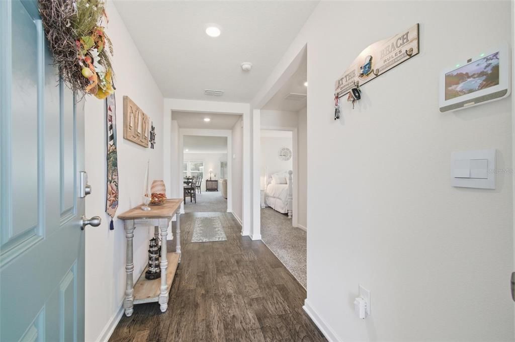 For Sale: $279,000 (3 beds, 2 baths, 1714 Square Feet)