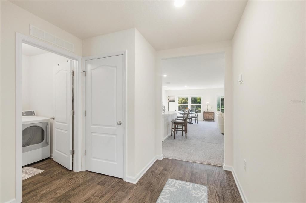 For Sale: $279,000 (3 beds, 2 baths, 1714 Square Feet)