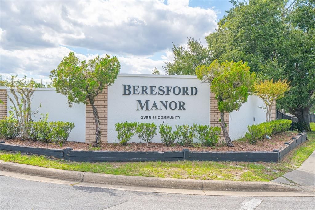 For Sale: $220,000 (2 beds, 2 baths, 939 Square Feet)