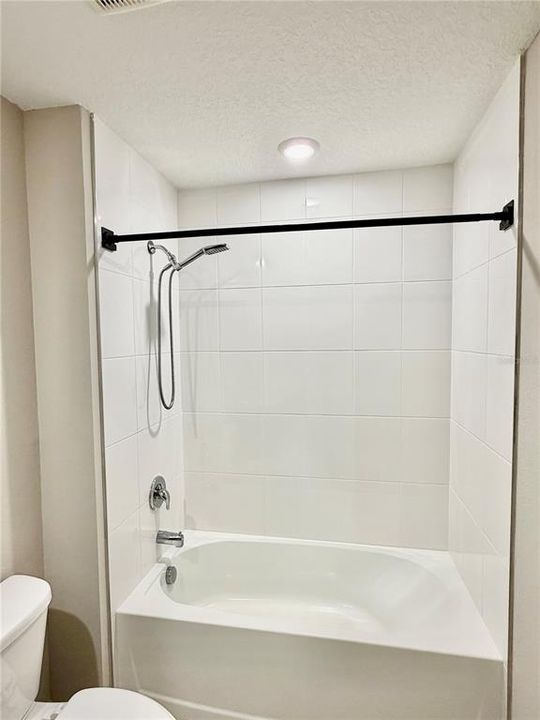 For Sale: $318,000 (3 beds, 2 baths, 1539 Square Feet)