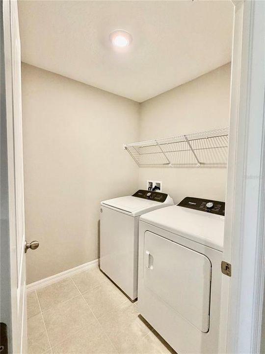 For Sale: $318,000 (3 beds, 2 baths, 1539 Square Feet)