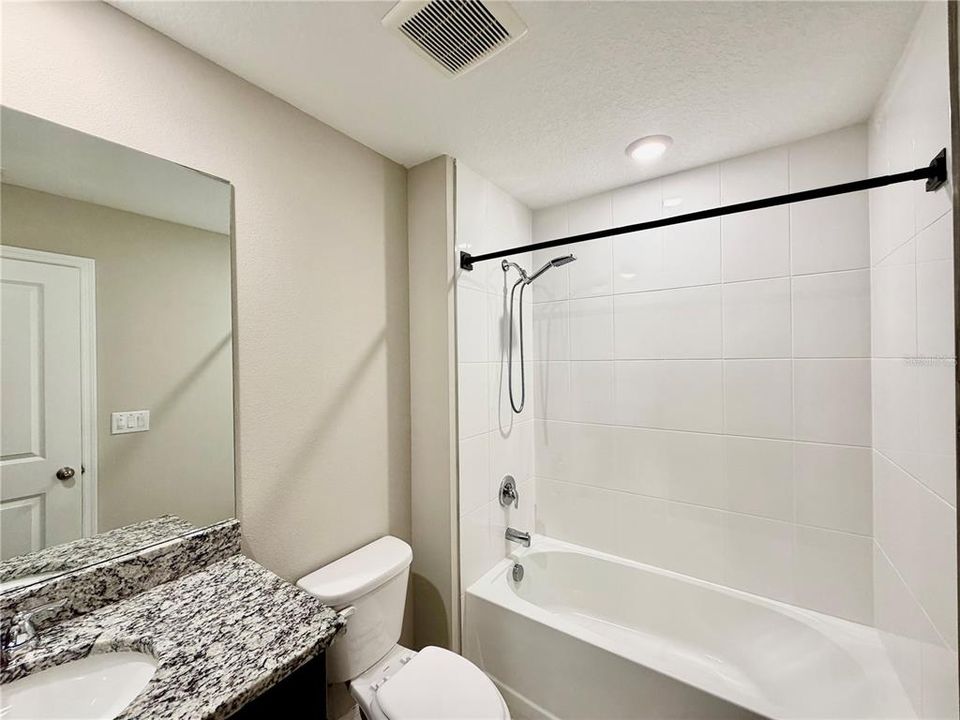 For Sale: $318,000 (3 beds, 2 baths, 1539 Square Feet)