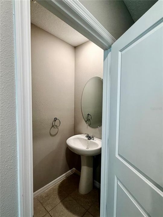 For Sale: $318,000 (3 beds, 2 baths, 1539 Square Feet)