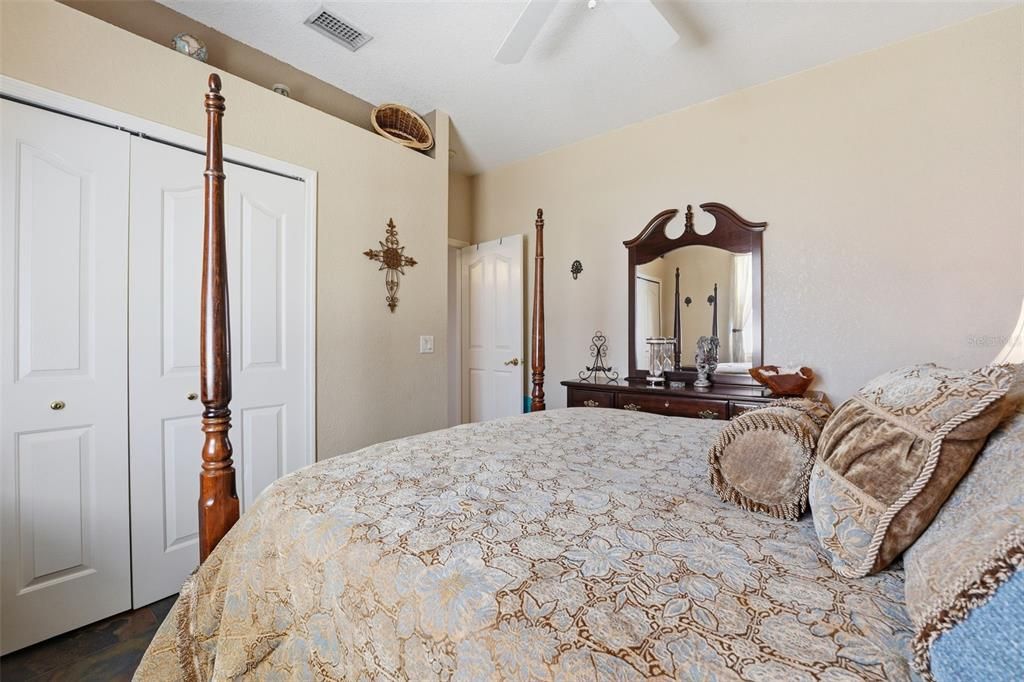 Active With Contract: $369,000 (3 beds, 2 baths, 1772 Square Feet)