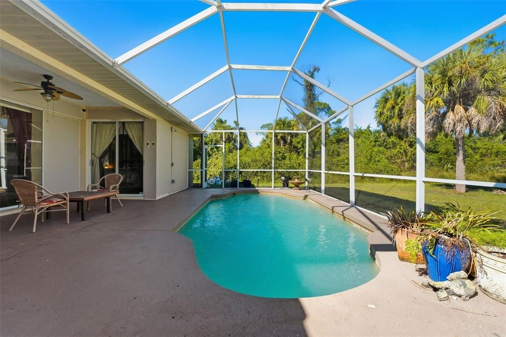 Active With Contract: $369,000 (3 beds, 2 baths, 1772 Square Feet)