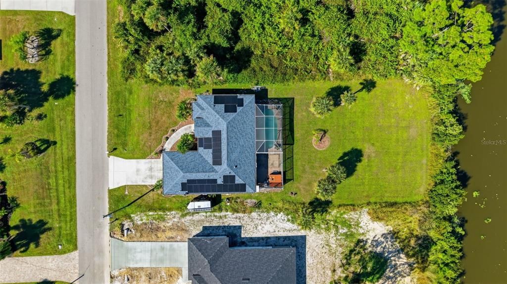 Active With Contract: $369,000 (3 beds, 2 baths, 1772 Square Feet)