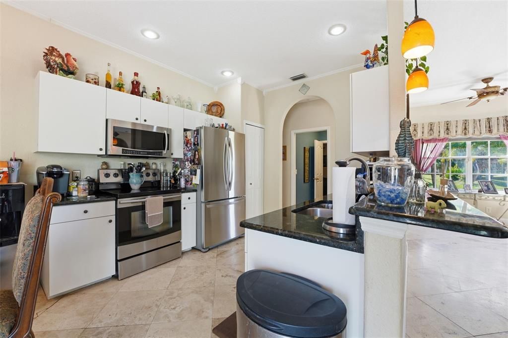 Active With Contract: $369,000 (3 beds, 2 baths, 1772 Square Feet)