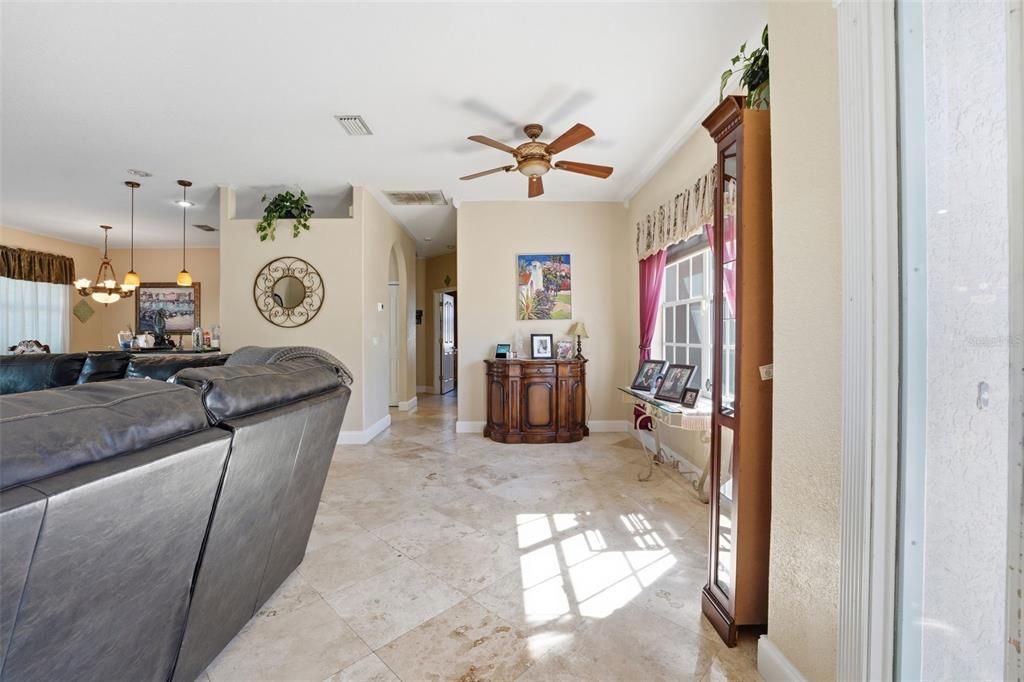 Active With Contract: $369,000 (3 beds, 2 baths, 1772 Square Feet)