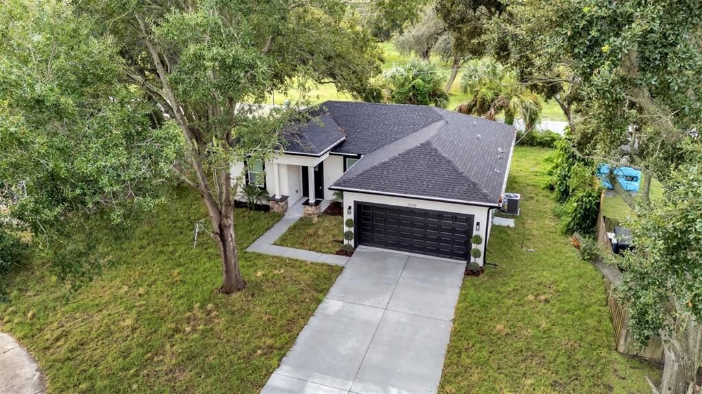 Active With Contract: $285,900 (3 beds, 2 baths, 1214 Square Feet)