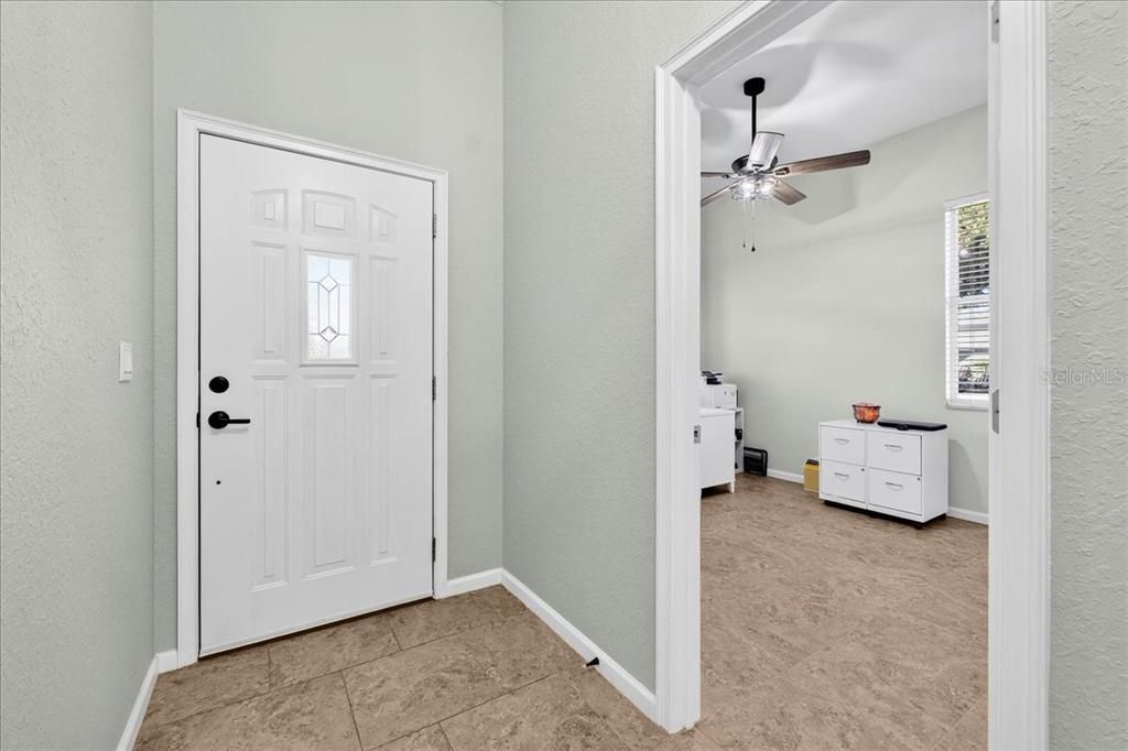 For Sale: $420,000 (2 beds, 2 baths, 1383 Square Feet)