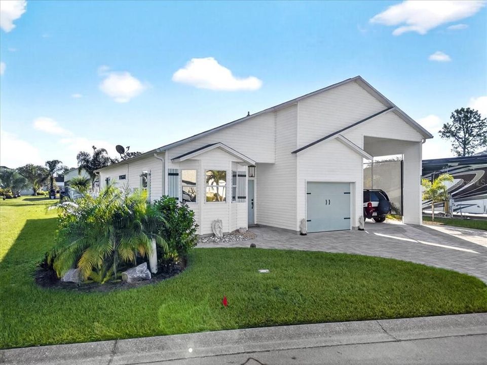 For Sale: $420,000 (2 beds, 2 baths, 1383 Square Feet)