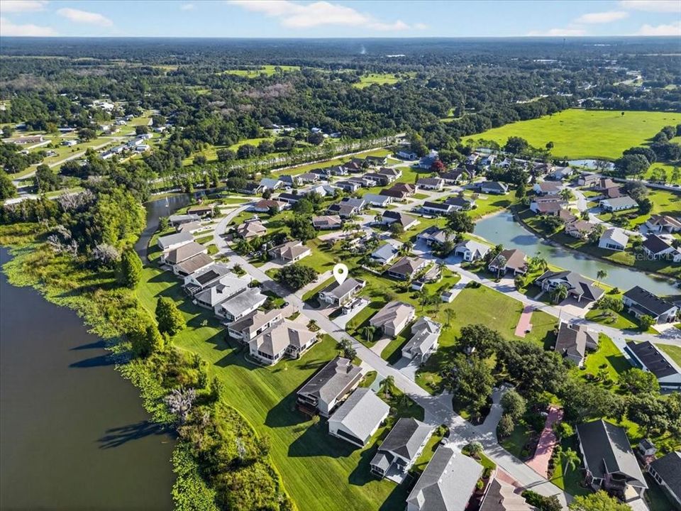 For Sale: $420,000 (2 beds, 2 baths, 1383 Square Feet)