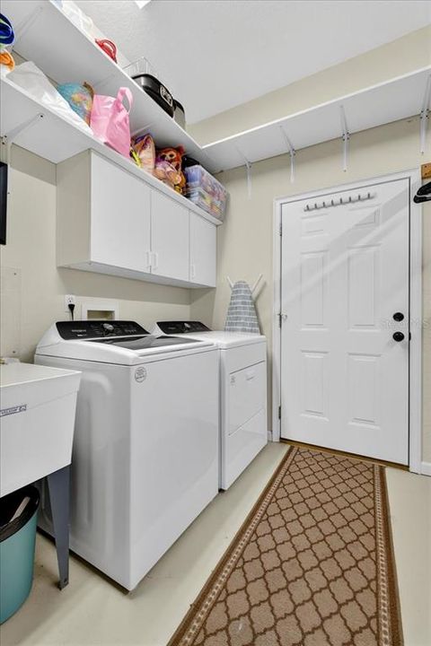 For Sale: $420,000 (2 beds, 2 baths, 1383 Square Feet)