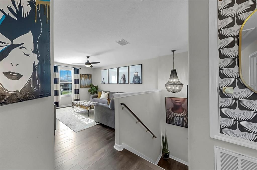 合同活跃: $425,000 (4 贝兹, 2 浴室, 2635 平方英尺)