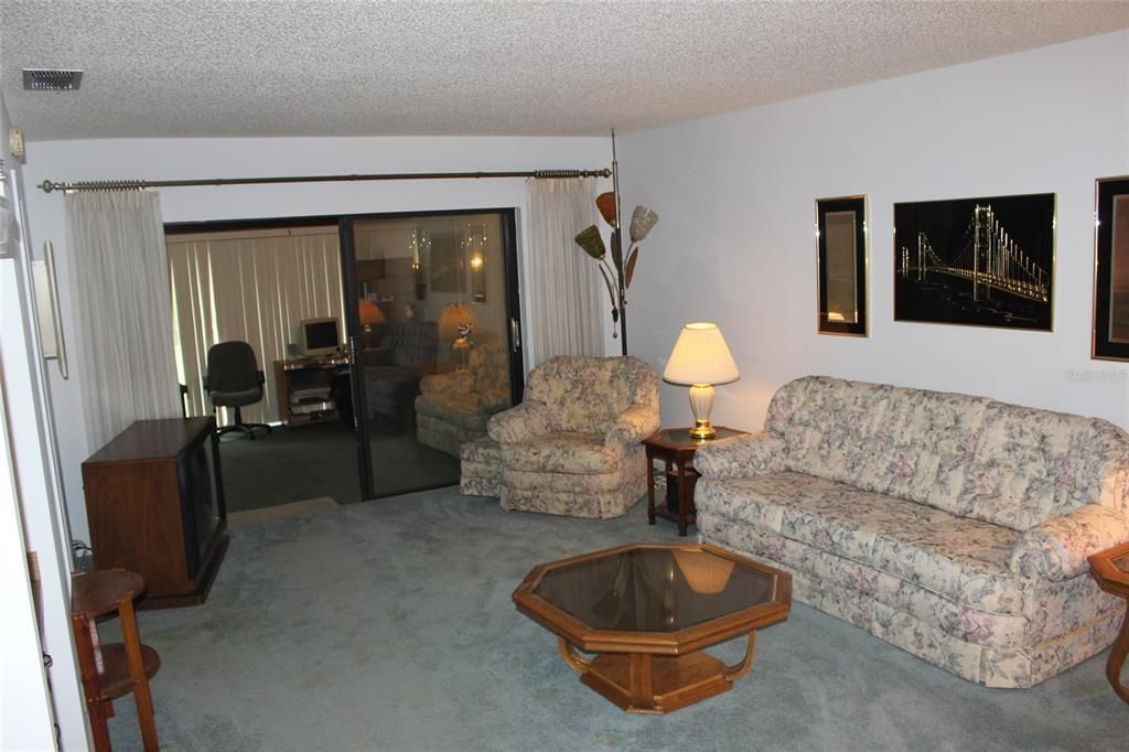 待售: $152,500 (2 贝兹, 2 浴室, 1278 平方英尺)